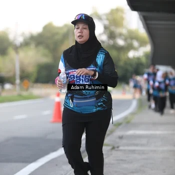 Runner Photo 7642432