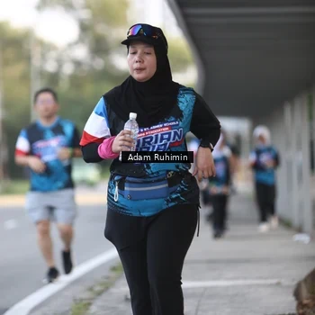 Runner Photo 7642438