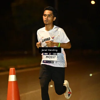Runner Photo 7642440