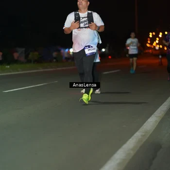 Runner Photo 7642478