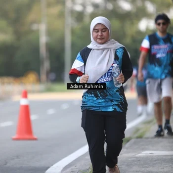 Runner Photo 7642530