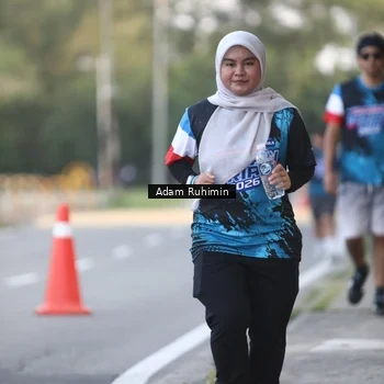 Runner Photo 7642534