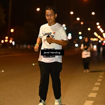 Runner Photo 7642538