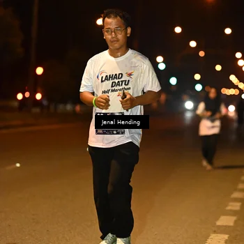 Runner Photo 7642551