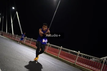 Runner Photo 764256