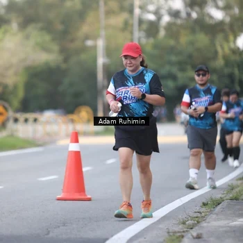 Runner Photo 7642565