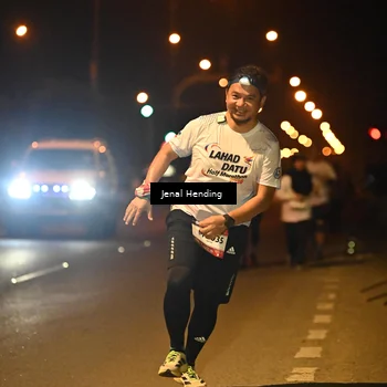 Runner Photo 7642649