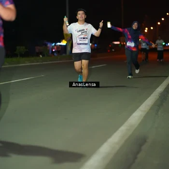 Runner Photo 7642661