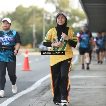 Runner Photo 7642668