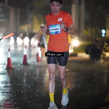Runner Photo 7642669