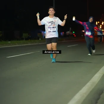 Runner Photo 7642671