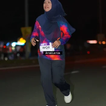 Runner Photo 7642685