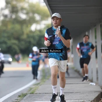 Runner Photo 7642713