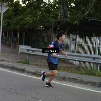 Runner Photo 7642734