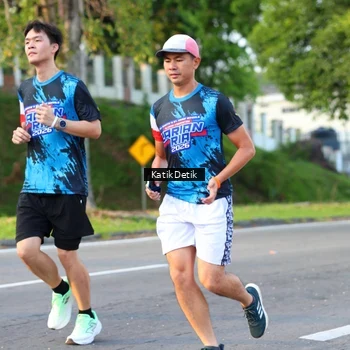 Runner Photo 7642736