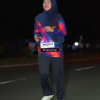 Runner Photo 7642748