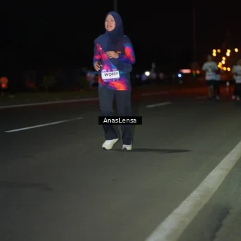 Runner Photo 7642753
