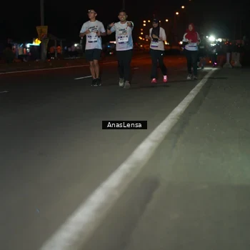 Runner Photo 7642772