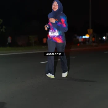 Runner Photo 7642773