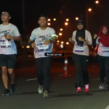 Runner Photo 7642782