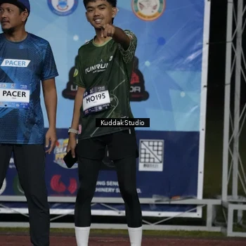 Runner Photo 7642795