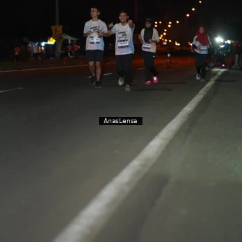 Runner Photo 7642796