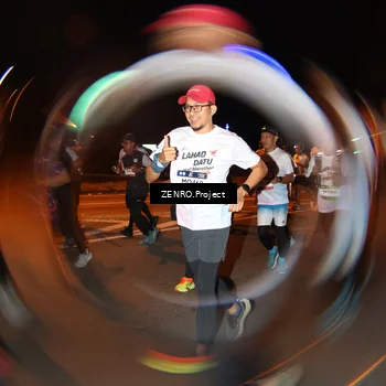 Runner Photo 7642804