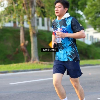 Runner Photo 7642822