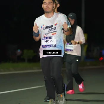Runner Photo 7642889
