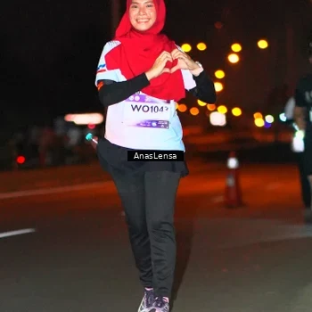 Runner Photo 7642909