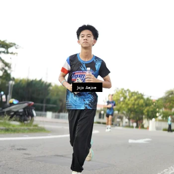 Runner Photo 7642926