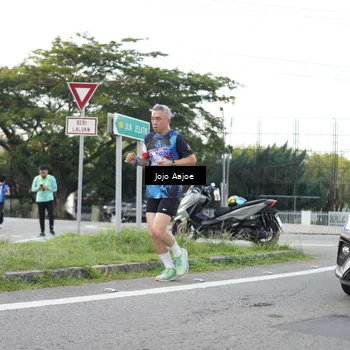 Runner Photo 7642947