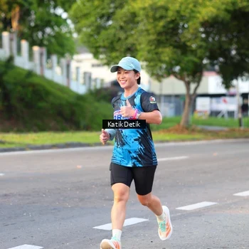 Runner Photo 7642963