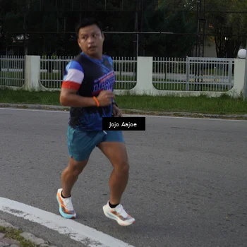 Runner Photo 7642985