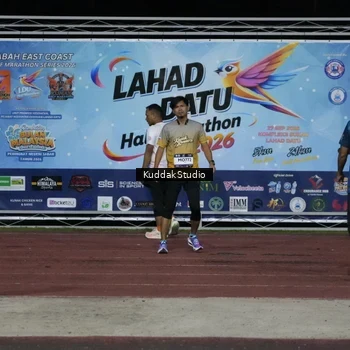 Runner Photo 7643024