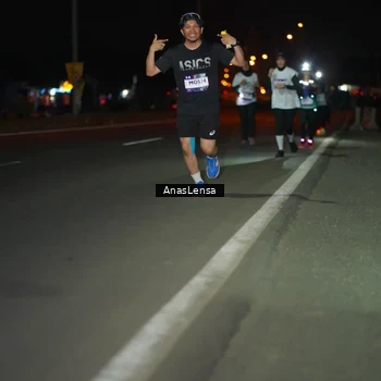 Runner Photo 7643025