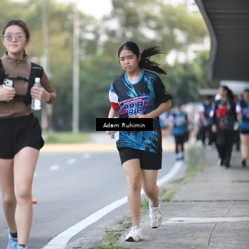 Runner Photo 7643036