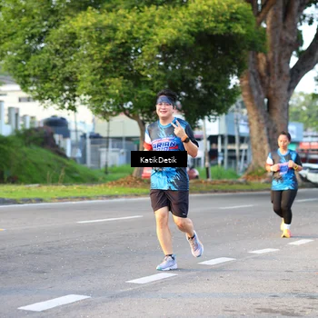 Runner Photo 7643060