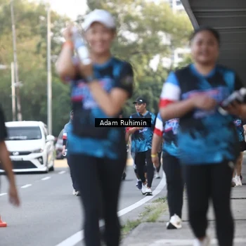Runner Photo 7643062