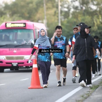 Runner Photo 7643065