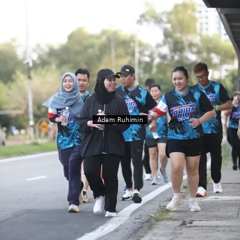 Runner Photo 7643074