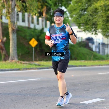 Runner Photo 7643088