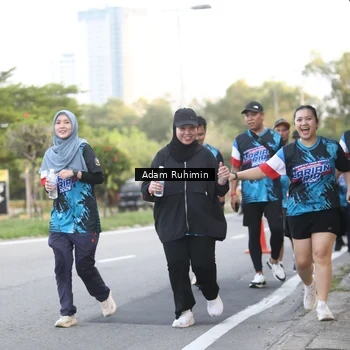 Runner Photo 7643092