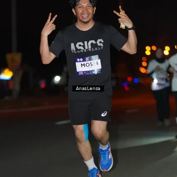 Runner Photo 7643110