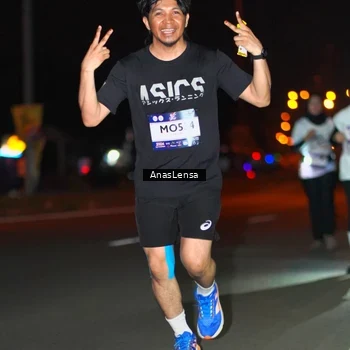 Runner Photo 7643116