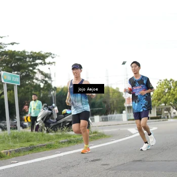 Runner Photo 7643143