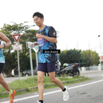 Runner Photo 7643234