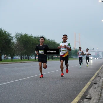 Runner Photo 7643240