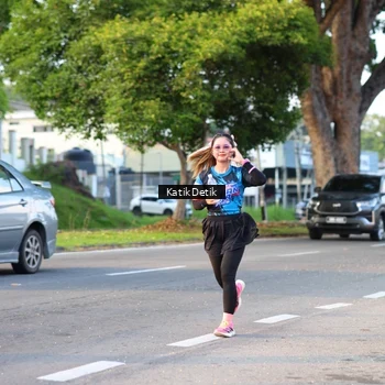 Runner Photo 7643247