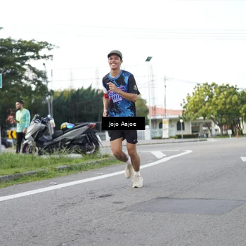 Runner Photo 7643278